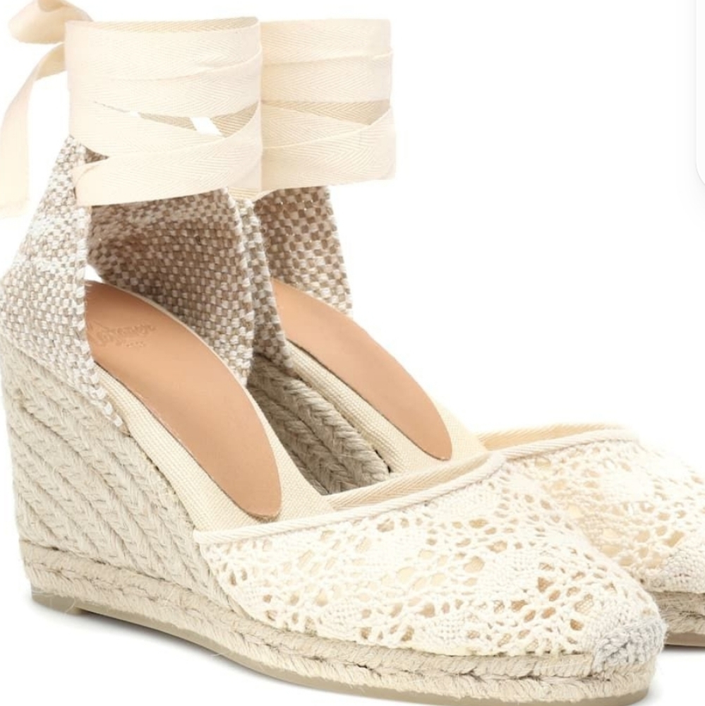 Anthropologie crocheted wedge espadrille sandals with ankle wraps. Sz 40